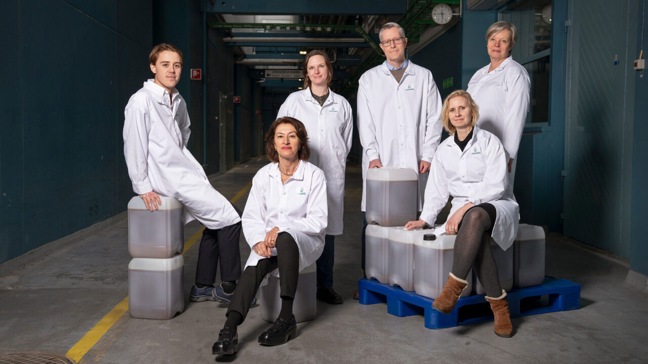 The Cerealiq team. Co-founder Angeliki Triantafyllou (second from the left) was awarded the European Inventor Award 2026 for the patended enzymatic process in oat-based drinks.